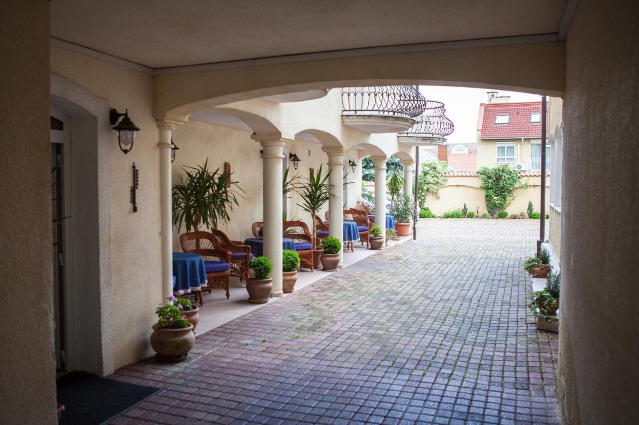 Villa Mediterran Хевіз Екстер'єр фото