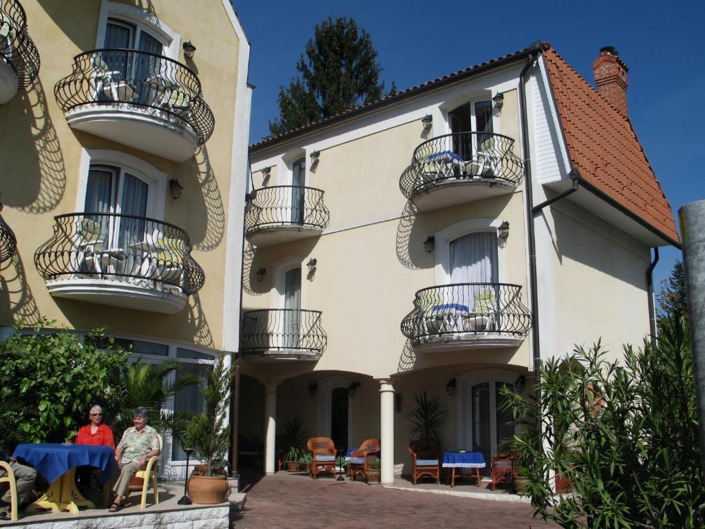 Villa Mediterran Хевіз Екстер'єр фото